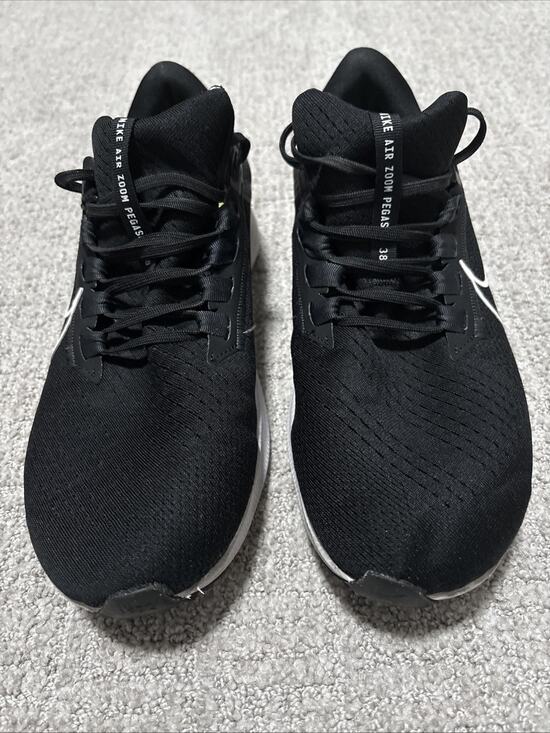 Nike Air Zoom Pegasus 38 Road Running Shoes Black and White Colorway. Size 11.5 main image 4